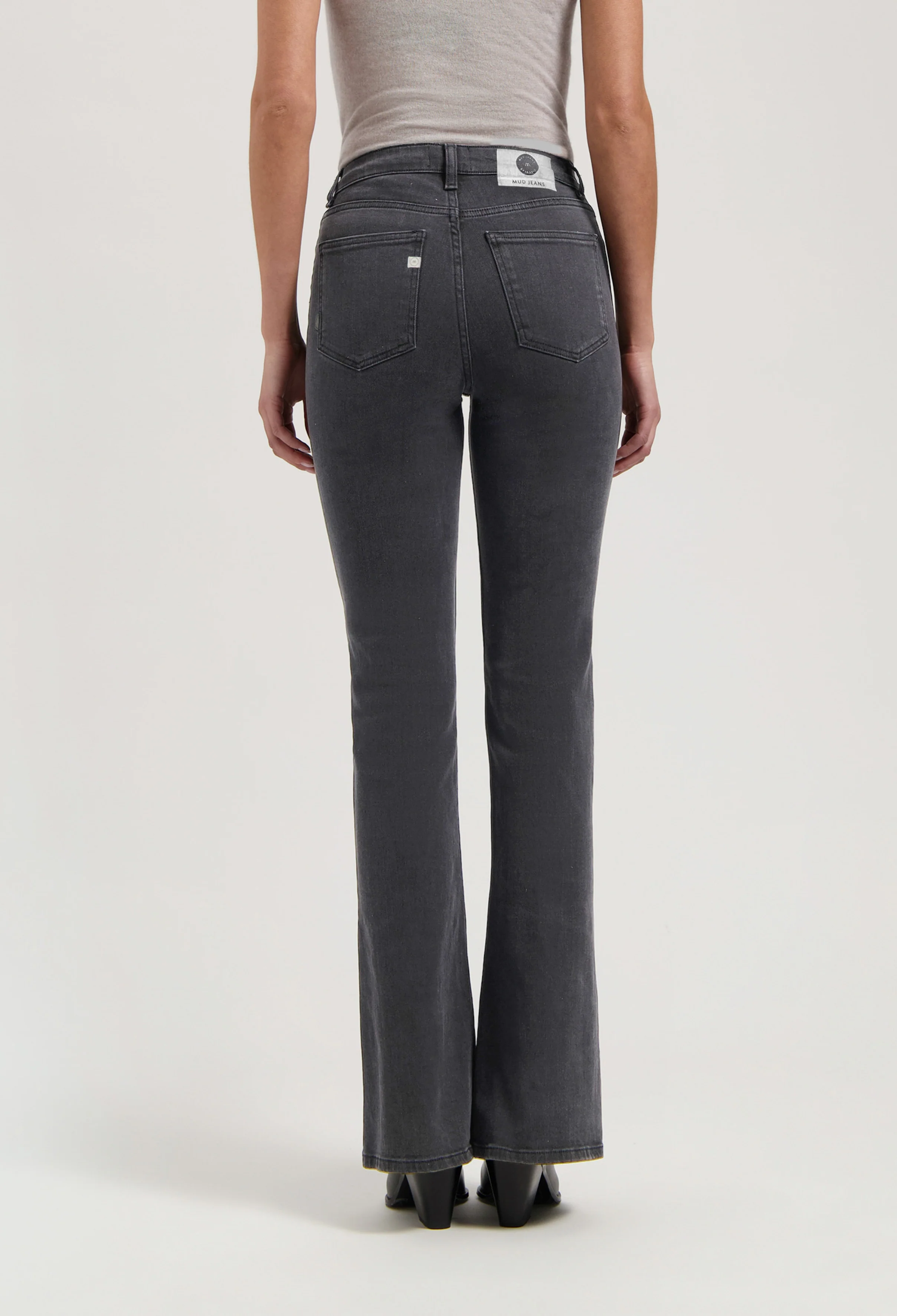Isy Flared - O3 Grey - Image 4